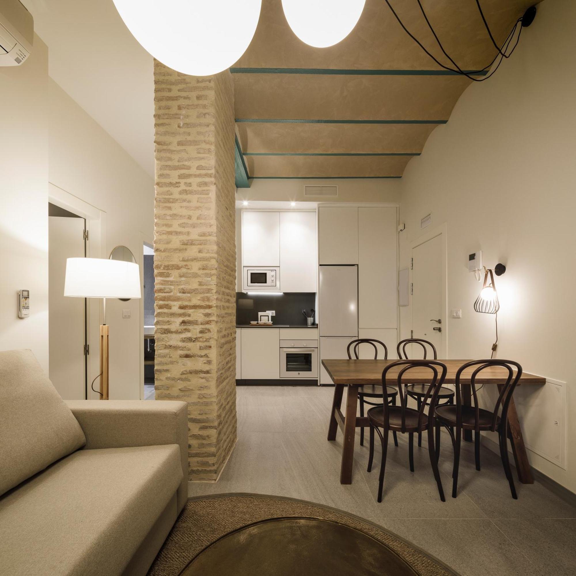 Apartamentos Terra Triana Seville Exterior photo